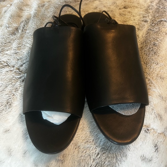 Vince Black Sandals with Open Back Design and lace up ankle wrap - Picture 4 of 8